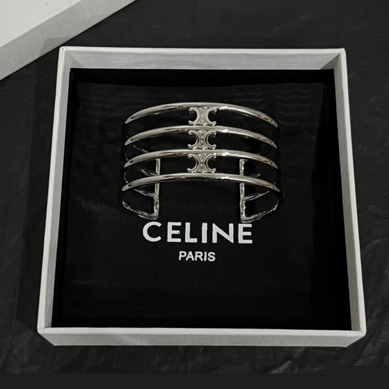 Ce**e bracelets